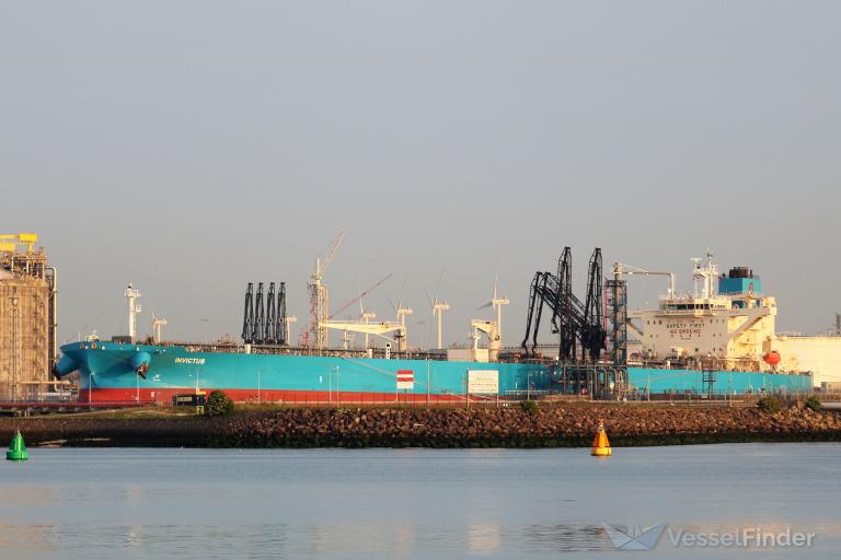 ship photo