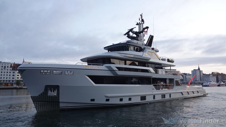 PETEMAVERICKMITCHELL photo