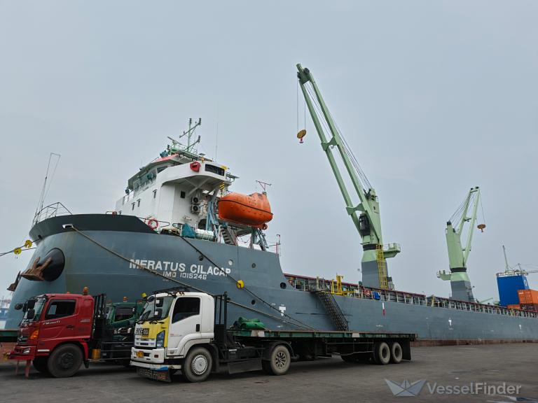 MERATUS CILACAP photo
