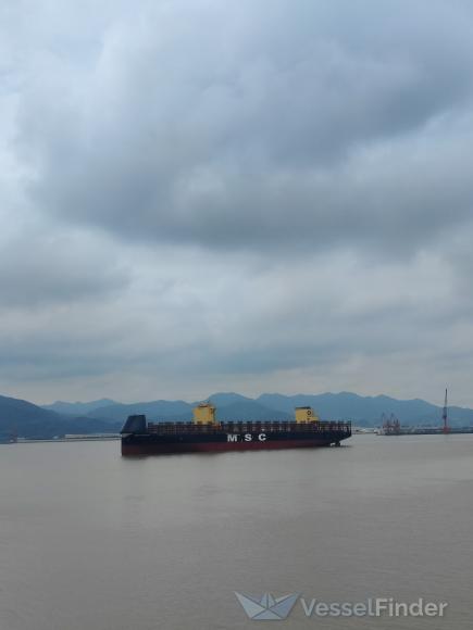 ship photo