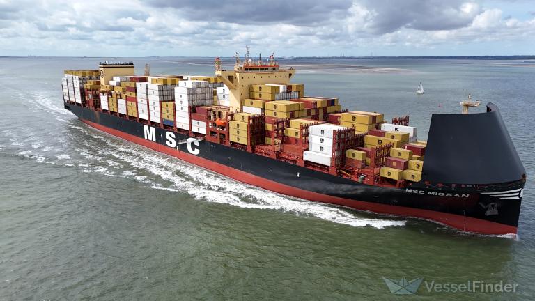 ship photo