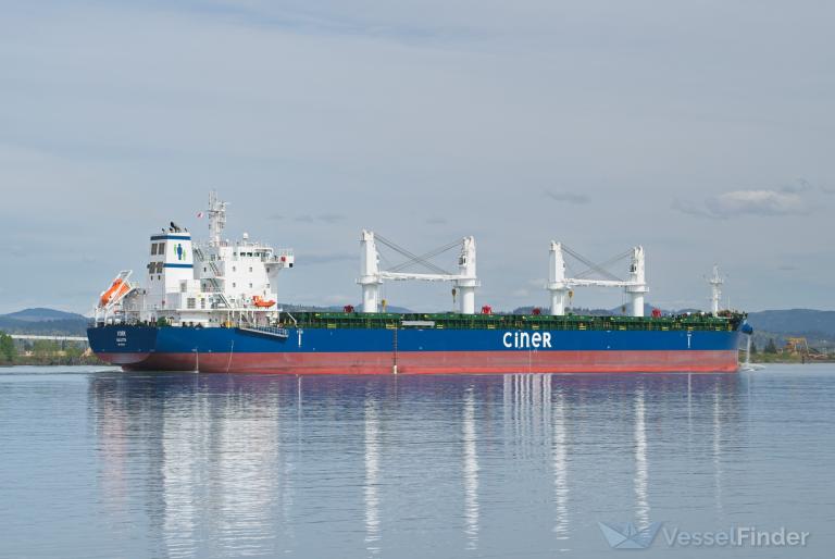 ship photo by tony roberts