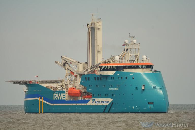 ship photo