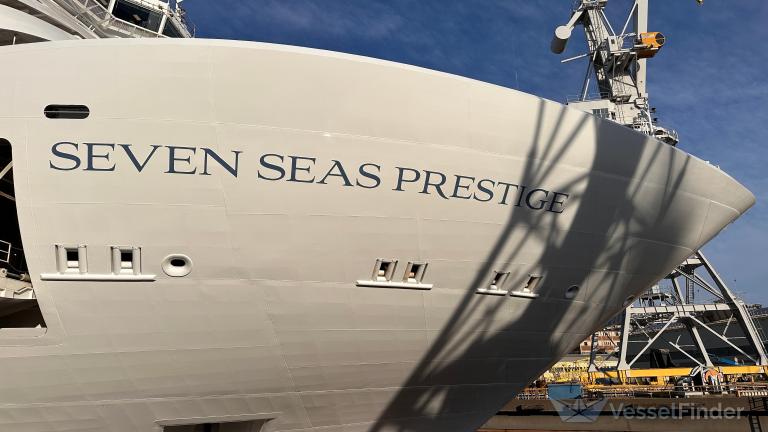 ship photo