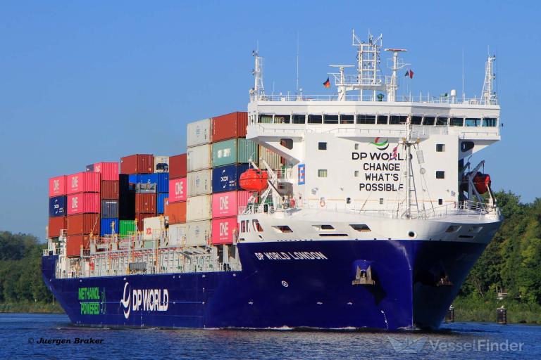 ship photo