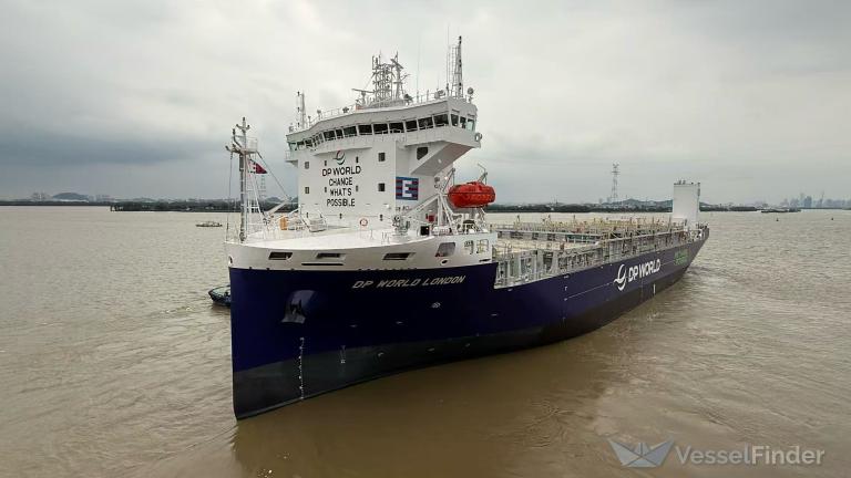 ship photo