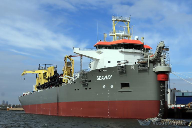 ship photo