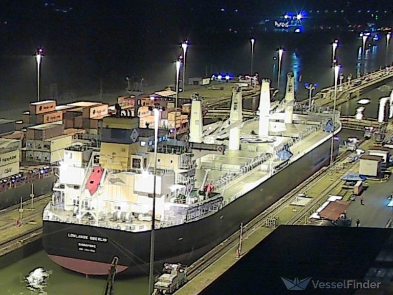 LOWLANDS OBERLIN photo