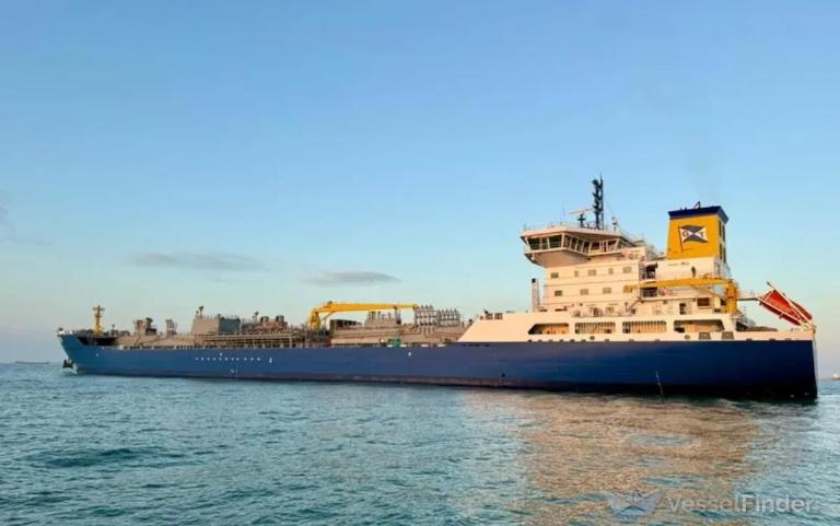ship photo