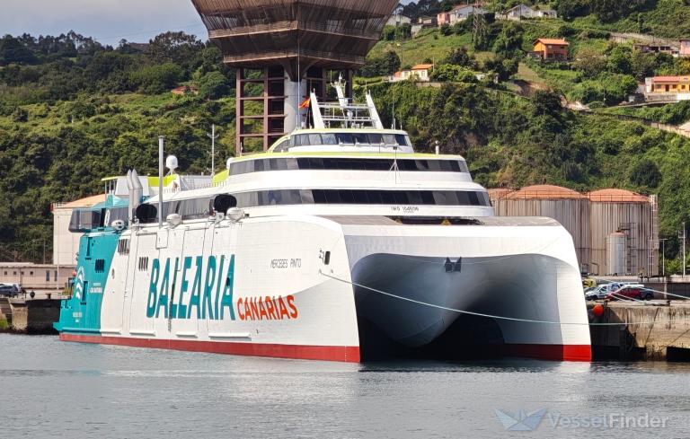 ship photo