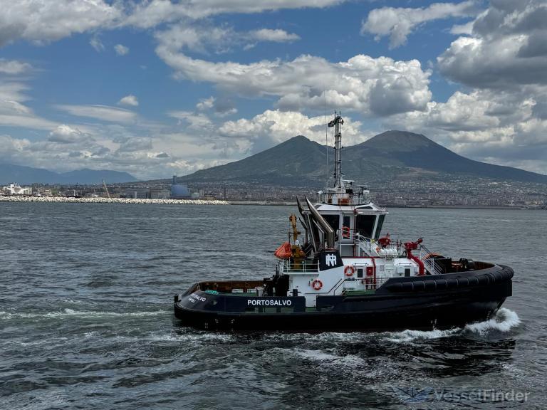 ship photo