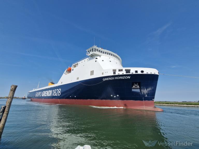 ship photo
