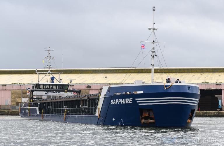 ship photo