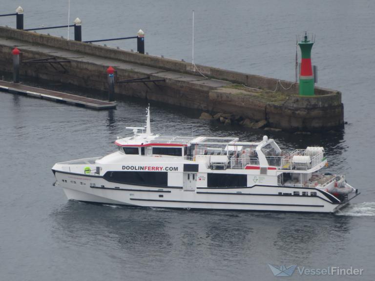 CLIFFSOFMOHEREXPRESS photo