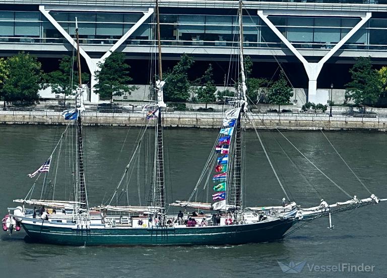 SV DENIS SULLIVAN photo