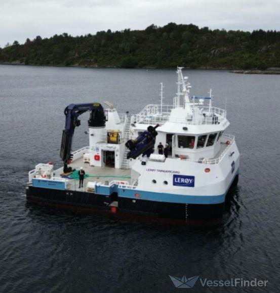ship photo
