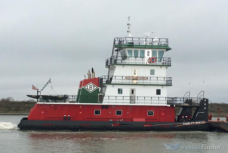 CHARLES BOSTON photo