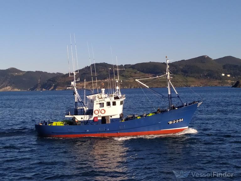 BETI BEGONIAKO AMA photo