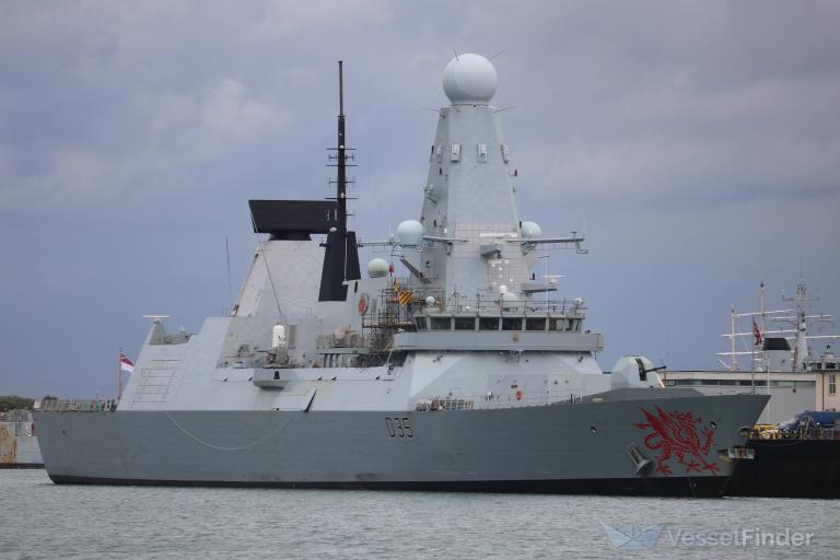 HMS DRAGON photo