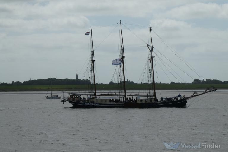 ALBERT JOHANNES photo