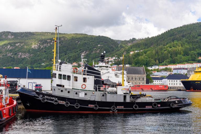 ship photo