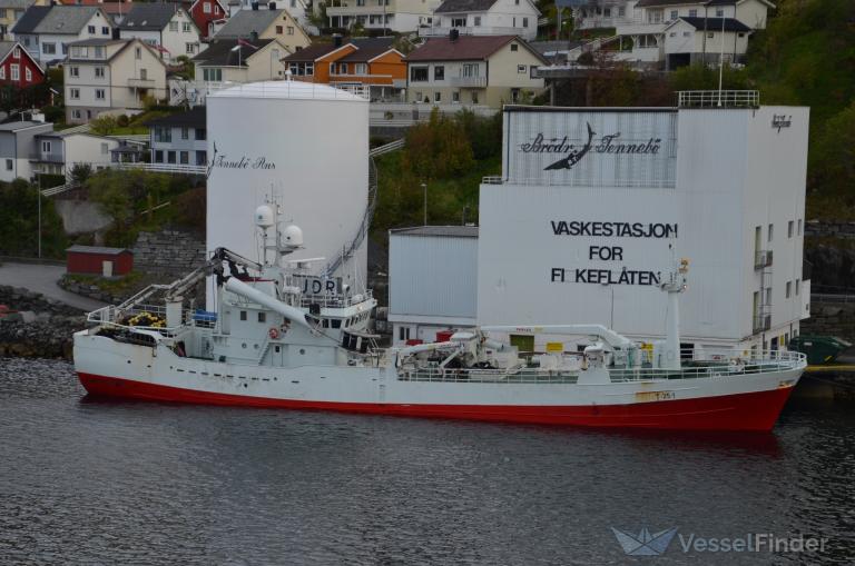 ship photo