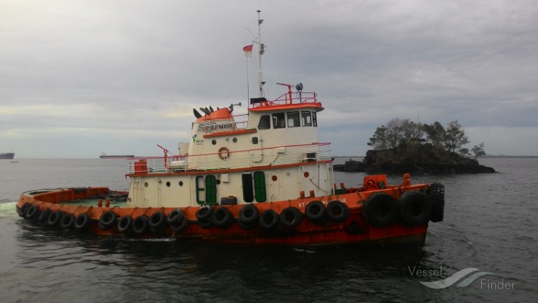 SELAT MAKASSAR photo