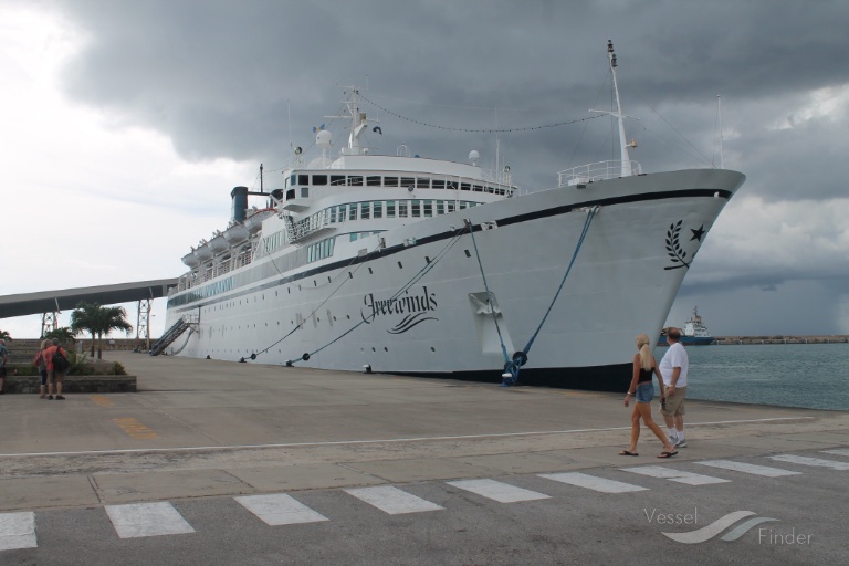 what cruise line is freewinds