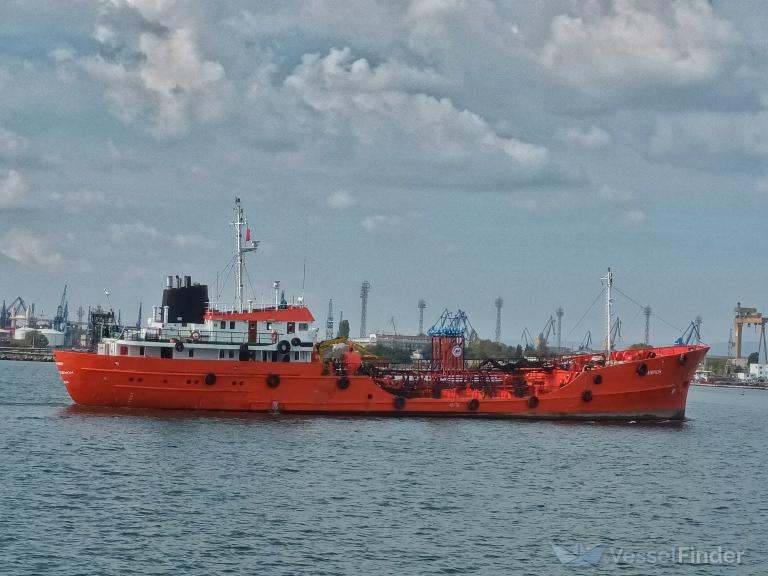 ship photo