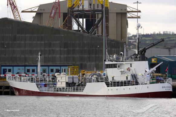 ship photo