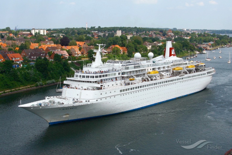 BLACK WATCH, Passenger (Cruise) Ship Details and current position