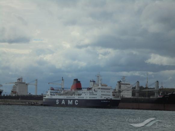 ship photo