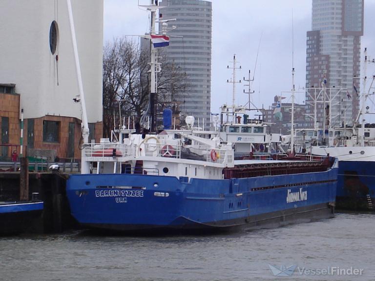 ship photo by Jan van der Pluijm