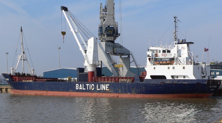 BALTIC TRADER photo
