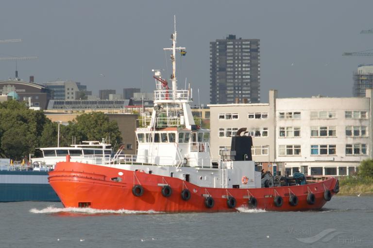 ship photo