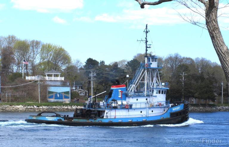 ship photo