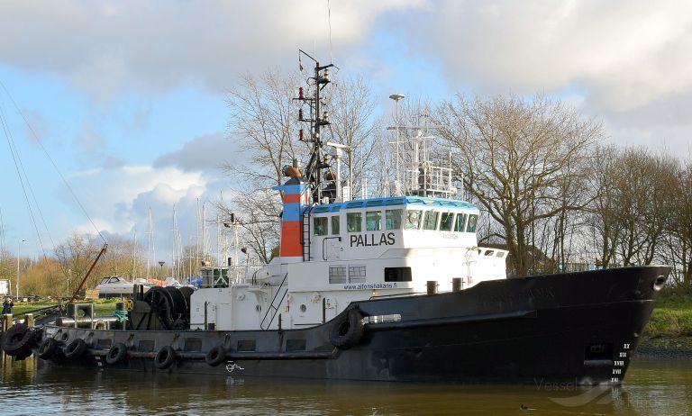 VARNEBANK photo