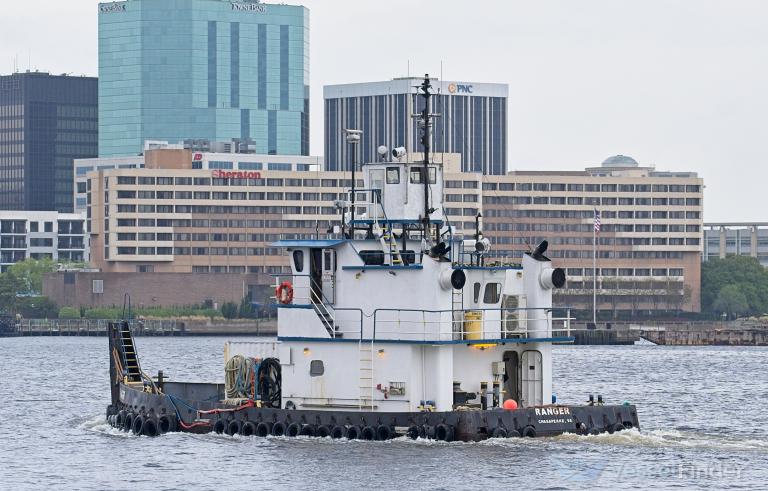 ship photo