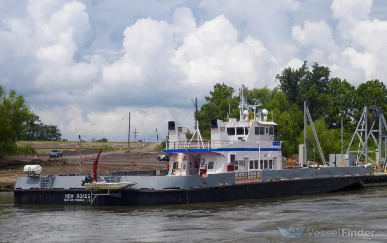 FERRY NEW ROADS photo