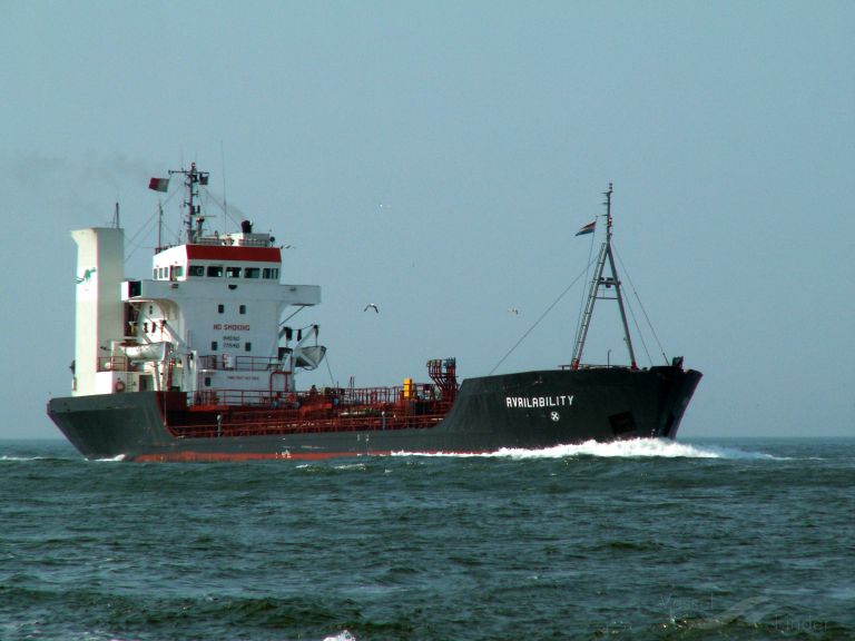 ship photo