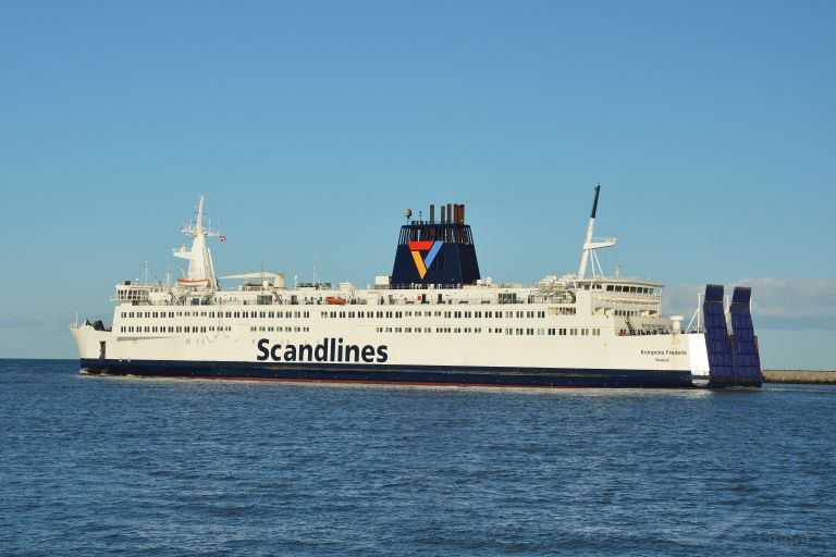 KRONPRINS FREDERIK, Passenger/Ro-Ro Cargo Ship - Details and current ...