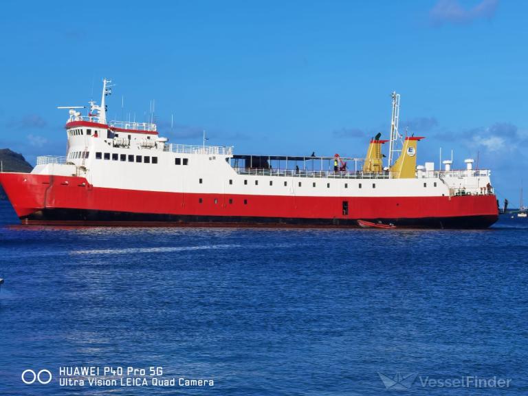 BEQUIA EXPRESS 3 photo