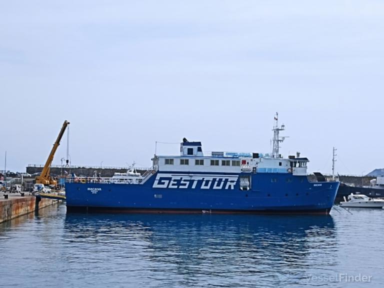 ship photo