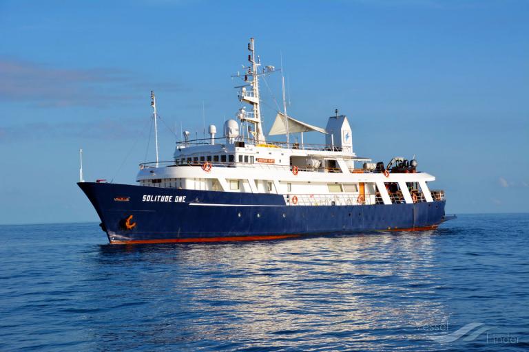 MV SOLITUDE ONE photo