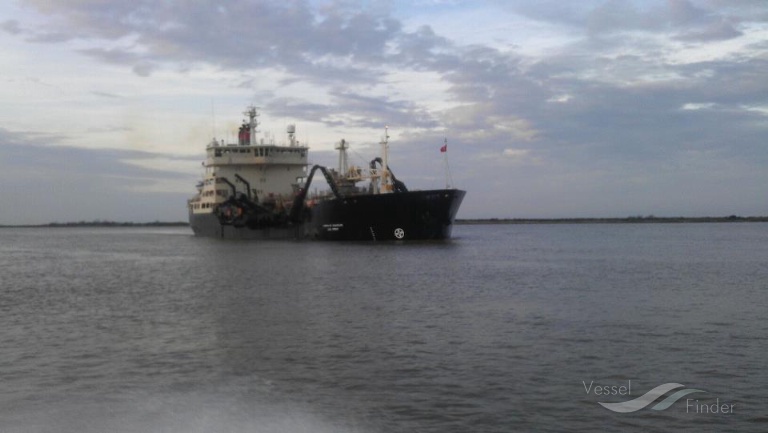 DREDGE WHEELER photo