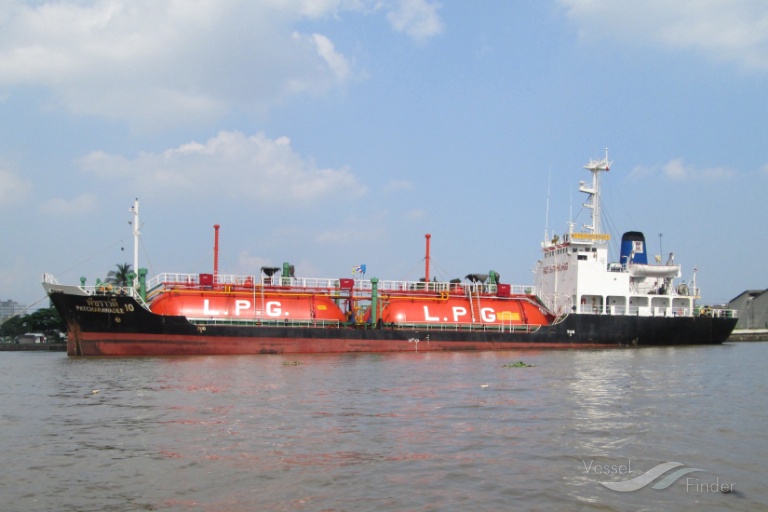 ship photo