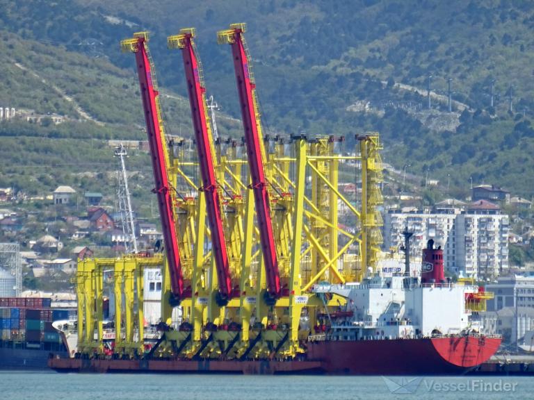 ZHEN HUA 19 photo