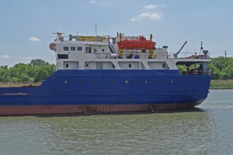 Free AIS Ship Tracking of Marine Traffic - VesselFinder