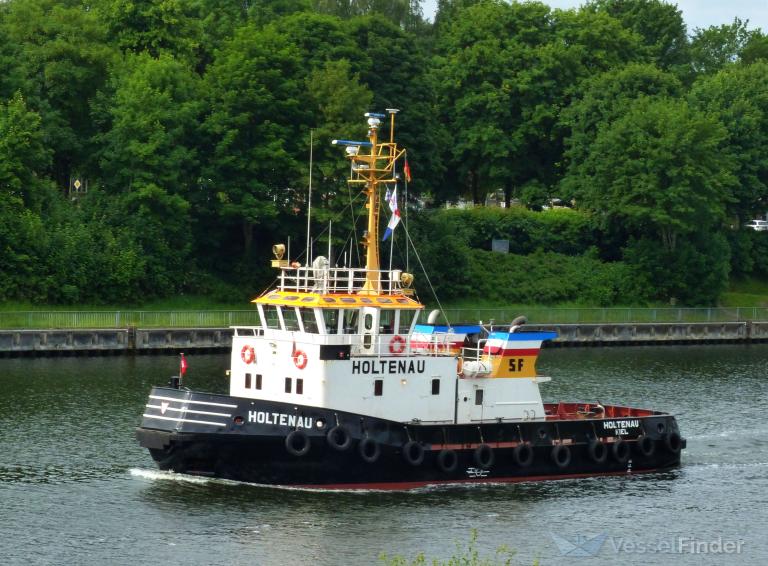 ship photo