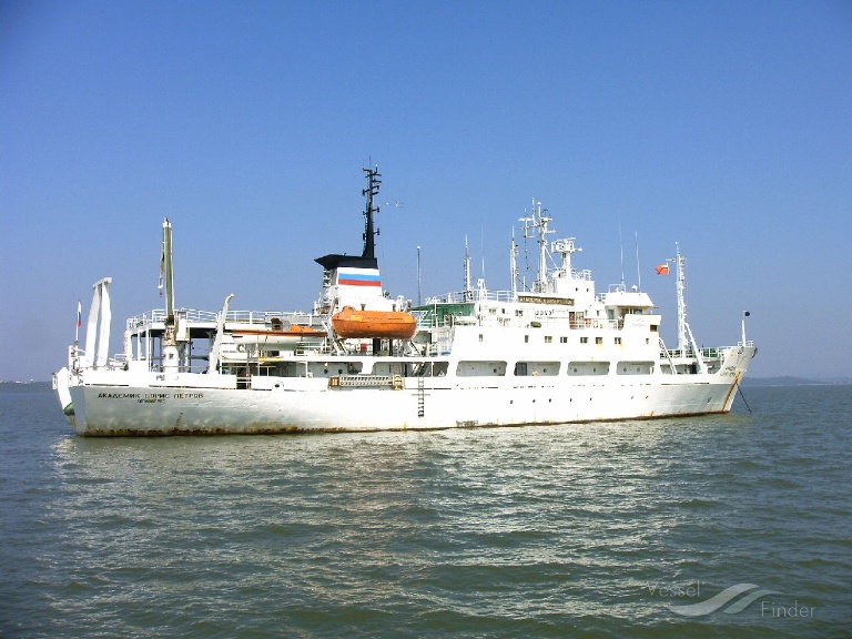 ship photo